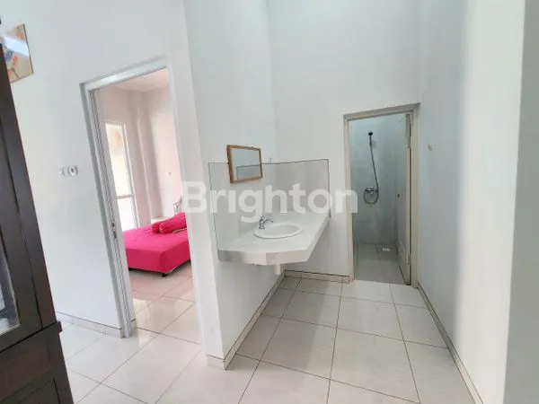 image RUMAH BANGUNAN BARU DAN FULL FURNISH DI SEMARANG INDAH (5)