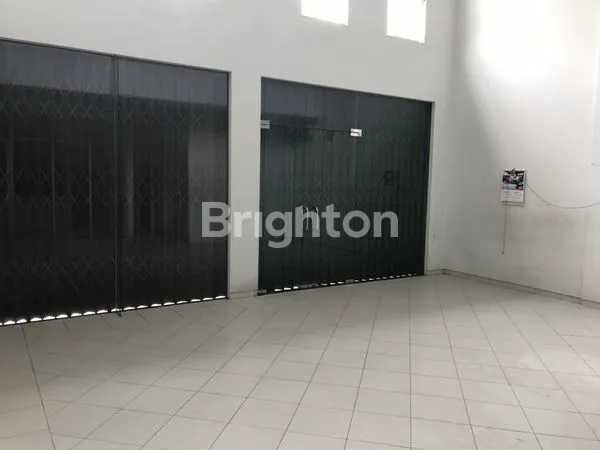 image RUMAH TENGAH KOTA COCOK UNTUK KANTOR DAN RUMAH TINGGAL (2)