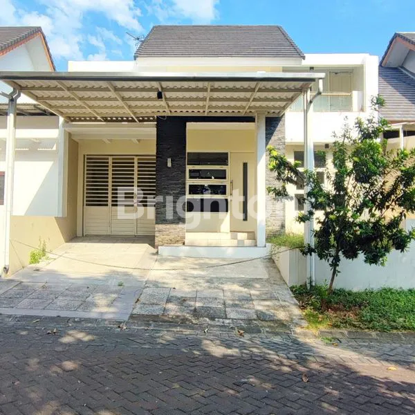 image RUMAH EASTWOOD WITH POOL 4KT (1)