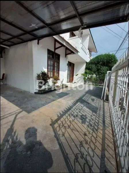 image RUMAH 2LT, CIKUTRA, 5+1 KT, 4KM, CARPORT 2 MOBIL (1)