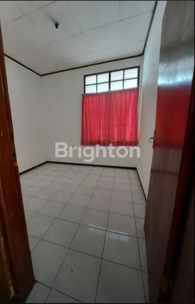 image RUMAH 2LT, CIKUTRA, 5+1 KT, 4KM, CARPORT 2 MOBIL (3)