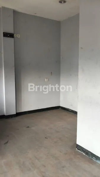 image RUKO STRATEGIS DI  JALAN MAJAPAHIT SEMARANG (3)