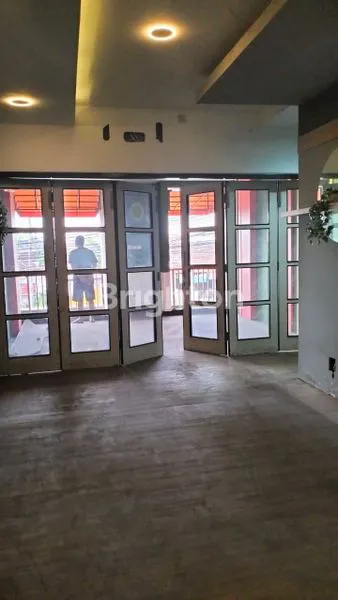 image RUKO STRATEGIS DI  JALAN MAJAPAHIT SEMARANG (8)