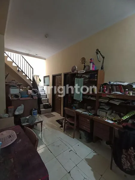 image DI BAWAH PASARAN RUMAH KOTA MALANG DEKAT KAMPUS (4)