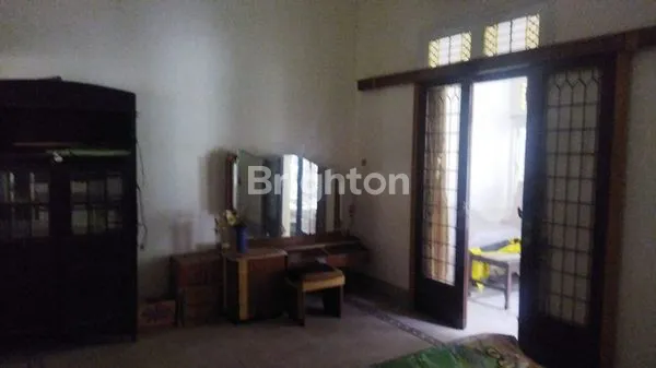 image DIJUAL RUMAH KOLONIAL JL RAYA IJEN HUNIAN KELAS SATU DI MALANG (7)