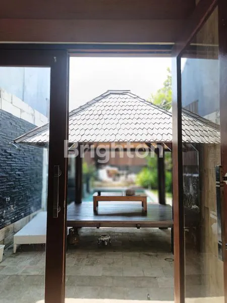 image VILLA NYAMAN DAN ASRI DI JIMBARAN DEKAT NUSA DUA BALI (7)