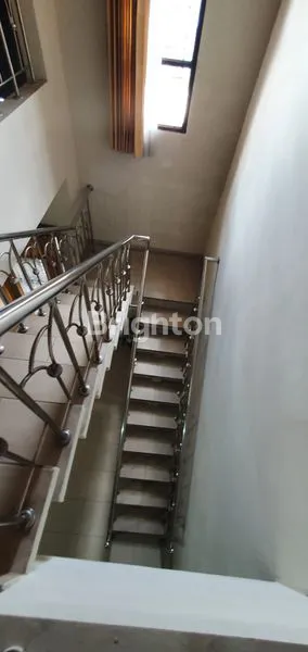 image MEWAH & ASRI FULL FURNISHED SIAP HUNI 2LT ANTAPANI BANDUNG (7)