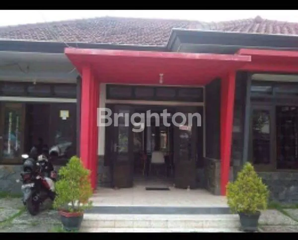 image BANGUNAN COCOK UNTUK KANTOR & CAFE DI TULUNGAGUNG (3)