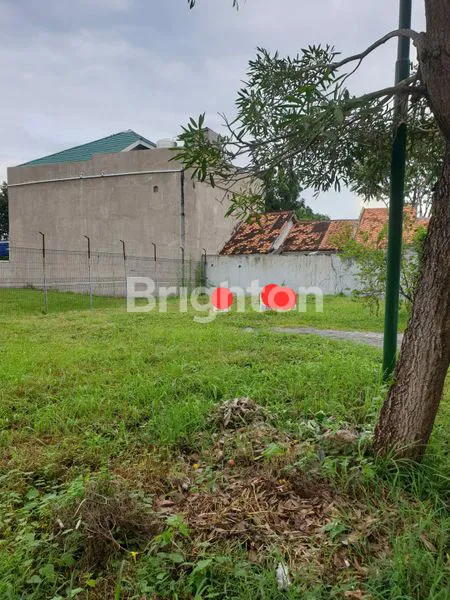 image TANAH COCOK UNTUK DI BANGUN RUMAH ATAU INVESTASI DENGAN LOKASI STRATEGIS DI CITRALAND SELANGKAH KE JLLB SURABAYA (1)