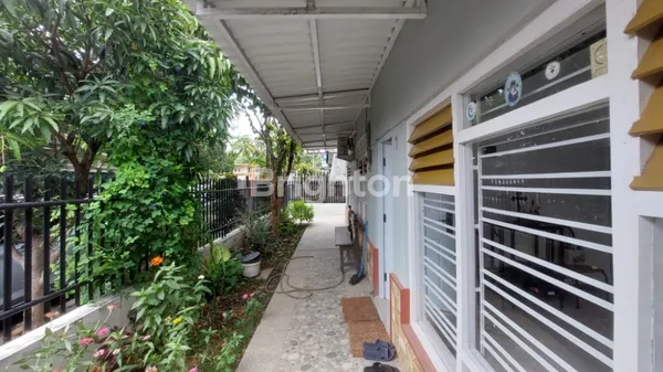 image RUMAH HOOK DI JALAN KAMPAR MALANG (4)