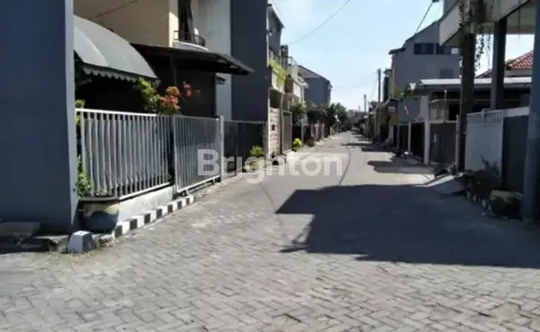 image RUMAH POJOK BAGUS DI GUNUNGANYAR, 5 MENIT KE MERR DAN UPN (7)