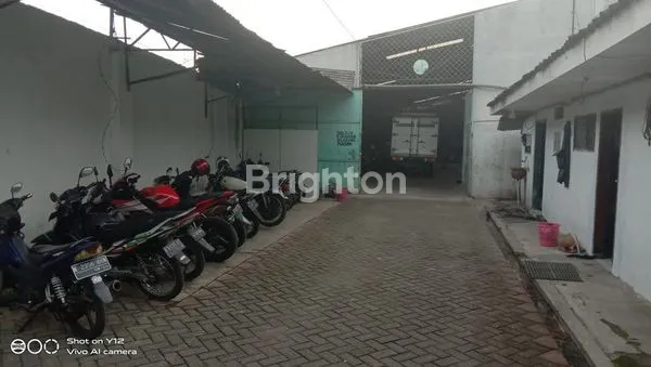 image GUDANG STRATEGIS PINGGIR JALAN DIKAWASAN SUKUN (6)