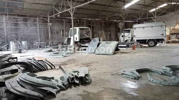 image GUDANG STRATEGIS PINGGIR JALAN DIKAWASAN SUKUN (5)