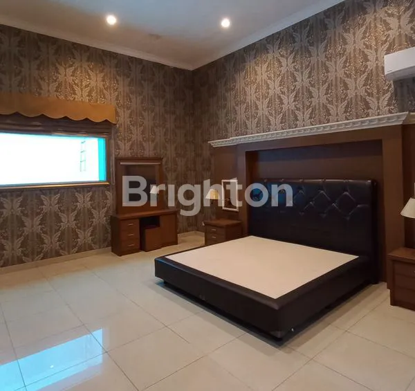 image RUMAH PONDOK INDAH, JAKARTA SELATAN SIAP HUNI (4)