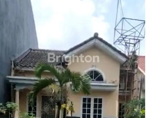 Gambar Property RUMAH LAMA JALAN 3 MOBIL HARGA SPESIAL ,
