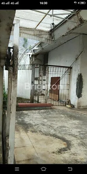 image RUMAH TUA DURI KEPA TANJUNG DUREN JAKARTA BARAT, UK. 10 X 15 M2, HADAP BARAT DAYA, CARPORT 1, ROW 2 MOBIL (6)