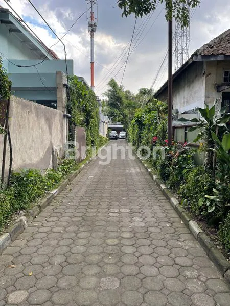 image RUMAH SANGAT STRATEGIS DEKAT DENGAN RUMAH DINAS  GUBERNUR JAWA BARAT CICENDO BANDUNG  (7)