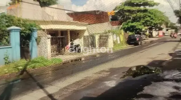 image RUMAH LUAS BISA DIPAKAI USAHA DI RUNGKUT (2)