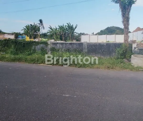 LAHAN TENGAH KOTA NOL JALAN