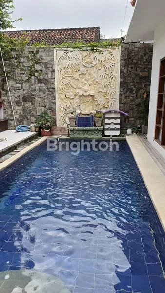image VILLA MODERN DI SEMINYAK KUTA BALI (5)