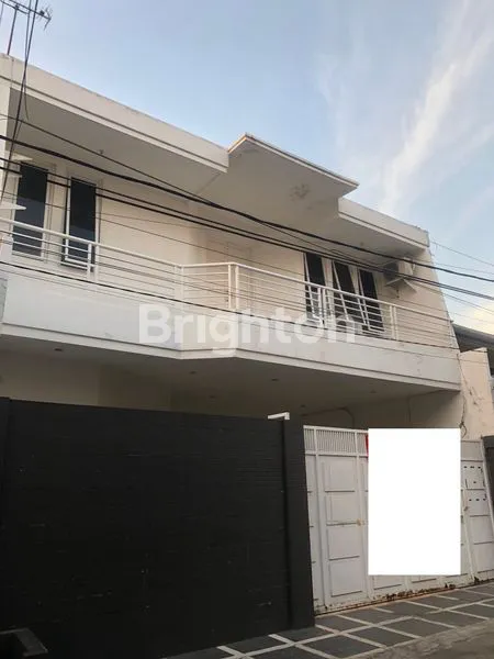 image RUMAH BAGUS NGINDEN INTAN (3)