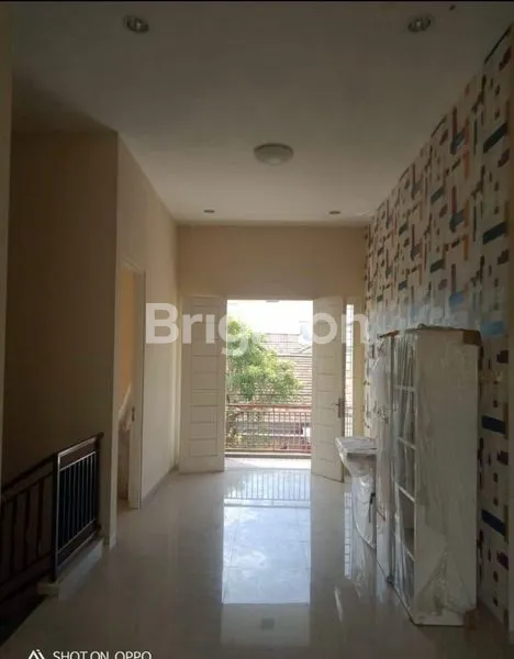 image RUMAH 2 LANTAI NGINDEN (6)