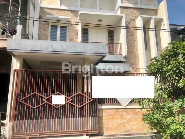 image RUMAH 2 LANTAI NGINDEN (8)