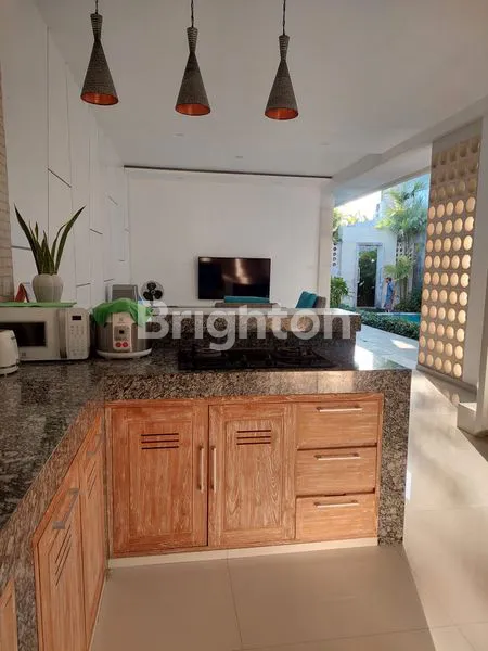 image RENT PER YEAR  LUXURY VILLA  DEWI SRI AND NAKULA LEGIAN 3 BR (2)