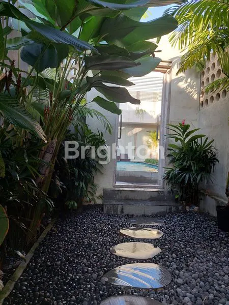 image RENT PER YEAR  LUXURY VILLA  DEWI SRI AND NAKULA LEGIAN 3 BR (7)