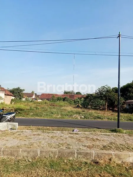 image TANAH PEKARANGAN  DEKAT RENCANA EXIT TOL  1921 METER PERSEGI   50M DR JLN WATES KM7 BALECATUR, GAMPING, SLEMAN YOGYAKARTA (2)