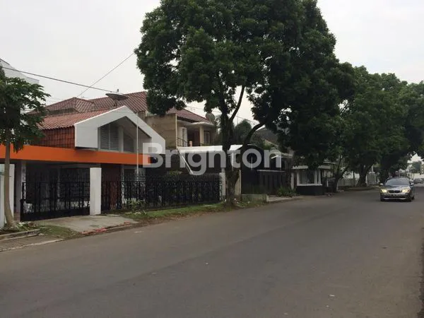 image RUMAH CANTIK LOKASI STRATEGIS DI DAERAH TURANGGA BANDUNG (2)