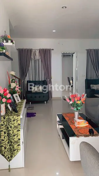 image RUMAH MODERN ROYAL SPRING (2)