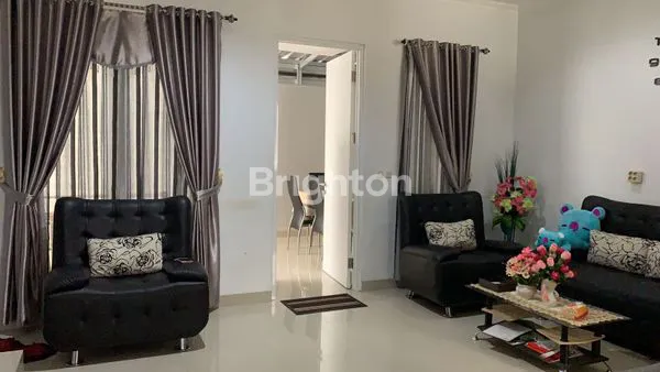 image RUMAH MODERN ROYAL SPRING (5)