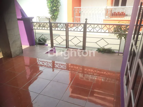 image RUMAH STRATEGIS DI TANAH BARU BOGOR (2)