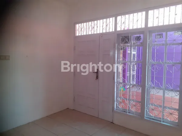 image RUMAH STRATEGIS DI TANAH BARU BOGOR (3)