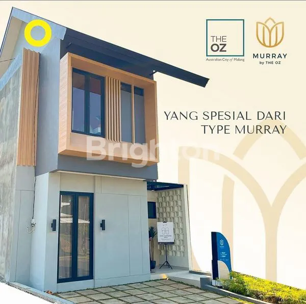 image RUMAH 2,5 LANTAI DI MAIN ROAD BAULEVARD-NYA (2)