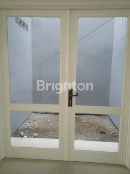 image RUMAH BANJAR WIJAYA (4)