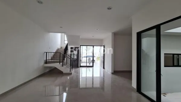 image RUMAH PIK2 FLORIDA BRAND NEW 8 X 15 (2LANTAI) PIK 2 JAKARTA UTARA (3)