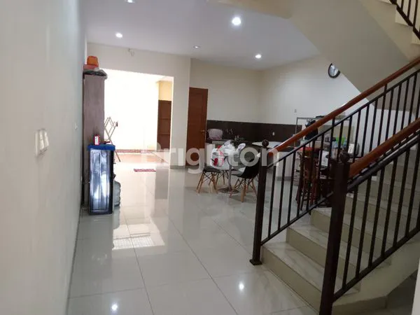 image RUMAH BARU JAKARTA BARAT (1)