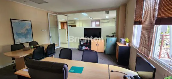 image RUKO STRATEGIES RECOMMEND BANGET UNTUK KANTOR (8)