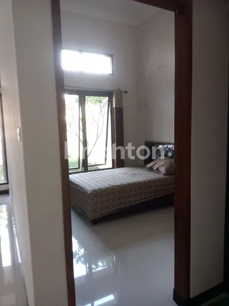 image DISEWAKAN RUMAH SIDOARJO (3)