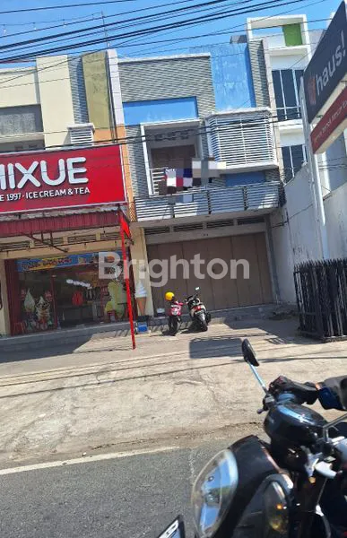 RUKO 2 LT, DI KOMPLEK PERNIAGAAN , COCOK UNTUK USAHA KULINER, SHOWROOM, LAUNDRY, DAN KANTOR, AREA NGEMPLAK SOLO