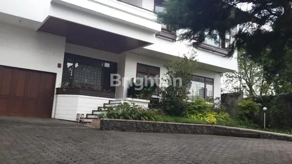 image DIJUAL CEPAT MURAH, RUMAH MEWAH DI BANDUNG UTARA VIEW BANDUNG, COCOK UNTUK DISEWAKAN HARIAN/WEEKEND UNTUK LIBURAN (6)