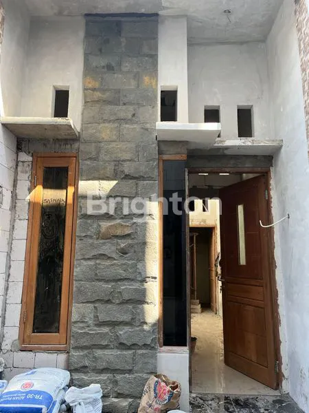 image RUMAH ON PROGRESS 2 UNIT JEJER MINIMALIS DI JL DUKUH SETRO RAWASAN SURABAYA (1)