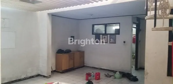 image TURUN HARGA!! RUMAH TENGAH KOTA DEKAT JALAN PEMUDA SEMARANG COCOK UNTUK USAHA KOS (4)