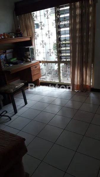 image RUMAH DARMO PERMAI SELATAN (2)