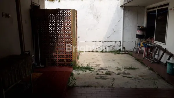 image RUMAH DARMO PERMAI SELATAN (3)