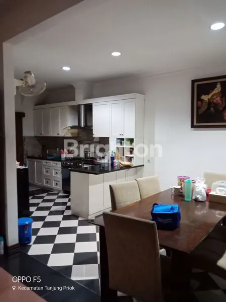 image RUMAH SUNTER KIRANA JAKARTA UTARA - 2 LANTAI & SIAP HUNI (1)