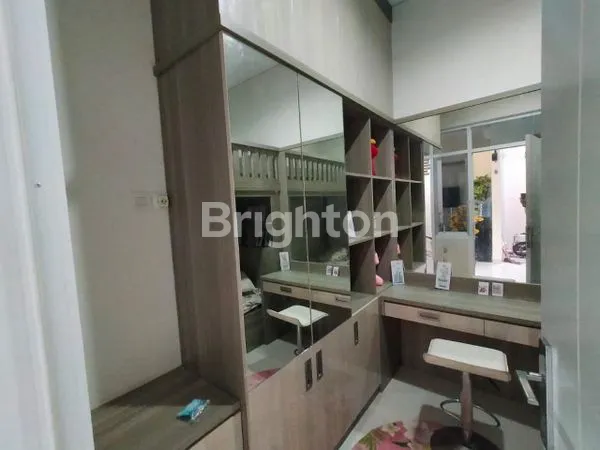 image RUMAH CANTIK FULL FURNISHED 20 MENIT KE BANDARA ADI SOEMARMO (6)