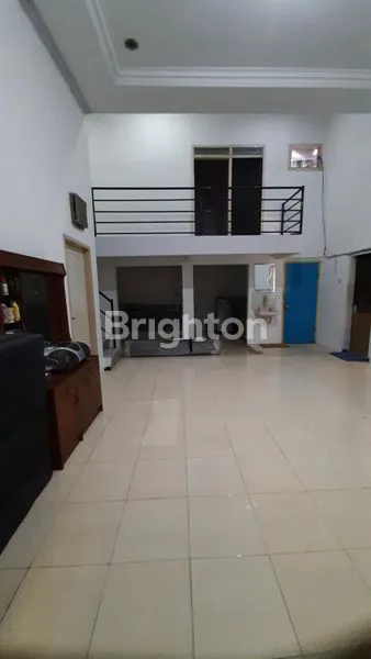 image RUMAH HOOK 1.5 LANTAI DEKAT AKSES TOL, SEKOLAHAN, RUMAH SAKIT  PONDOK CANDRA (1)